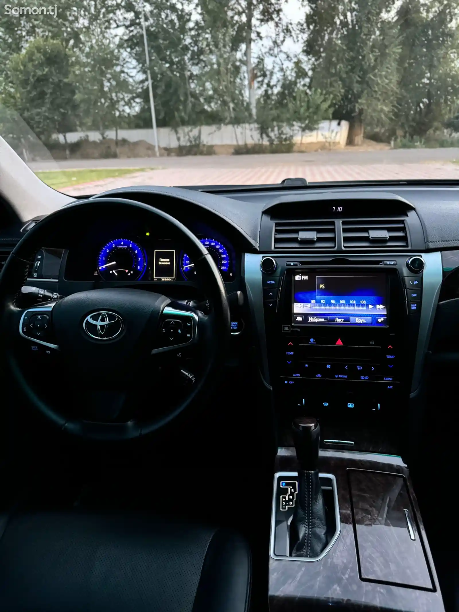 Toyota Camry, 2018-8