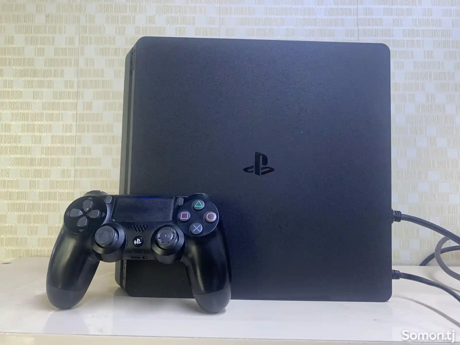 Игровая приставка playstation 4 slim-2