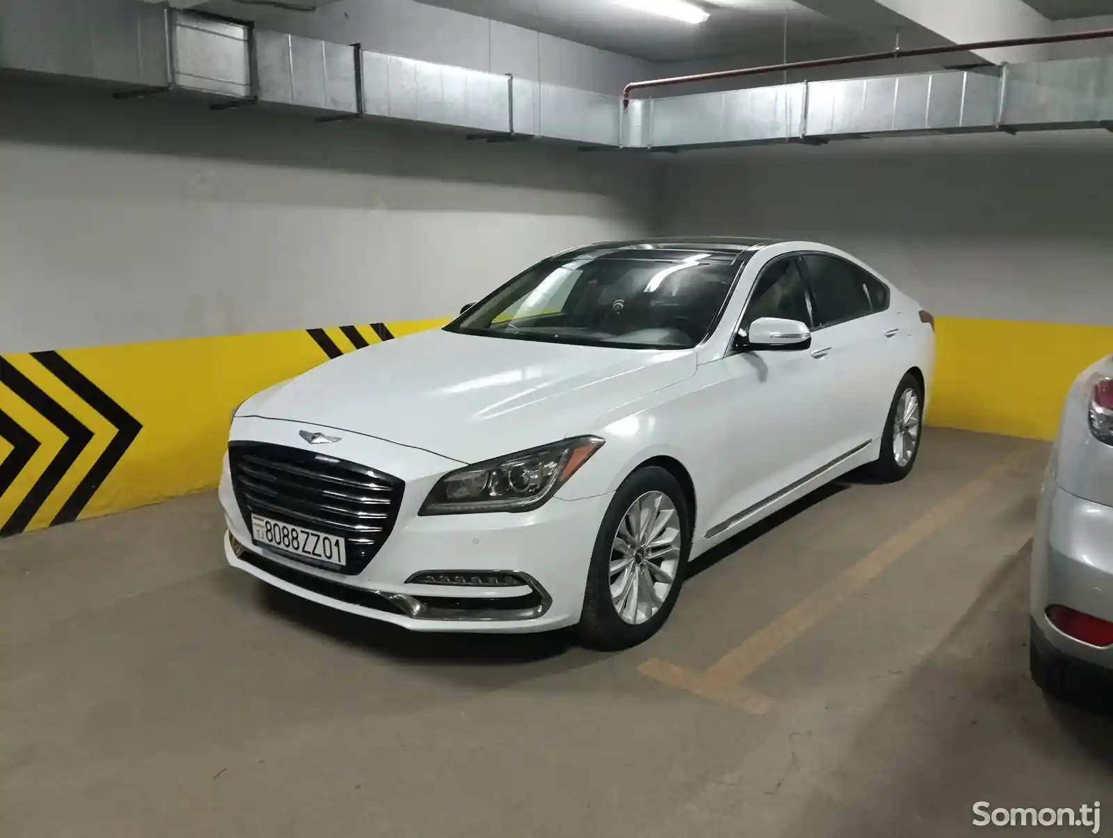 Hyundai Genesis, 2017-1