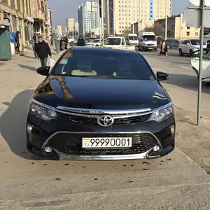 Toyota Camry, 2015