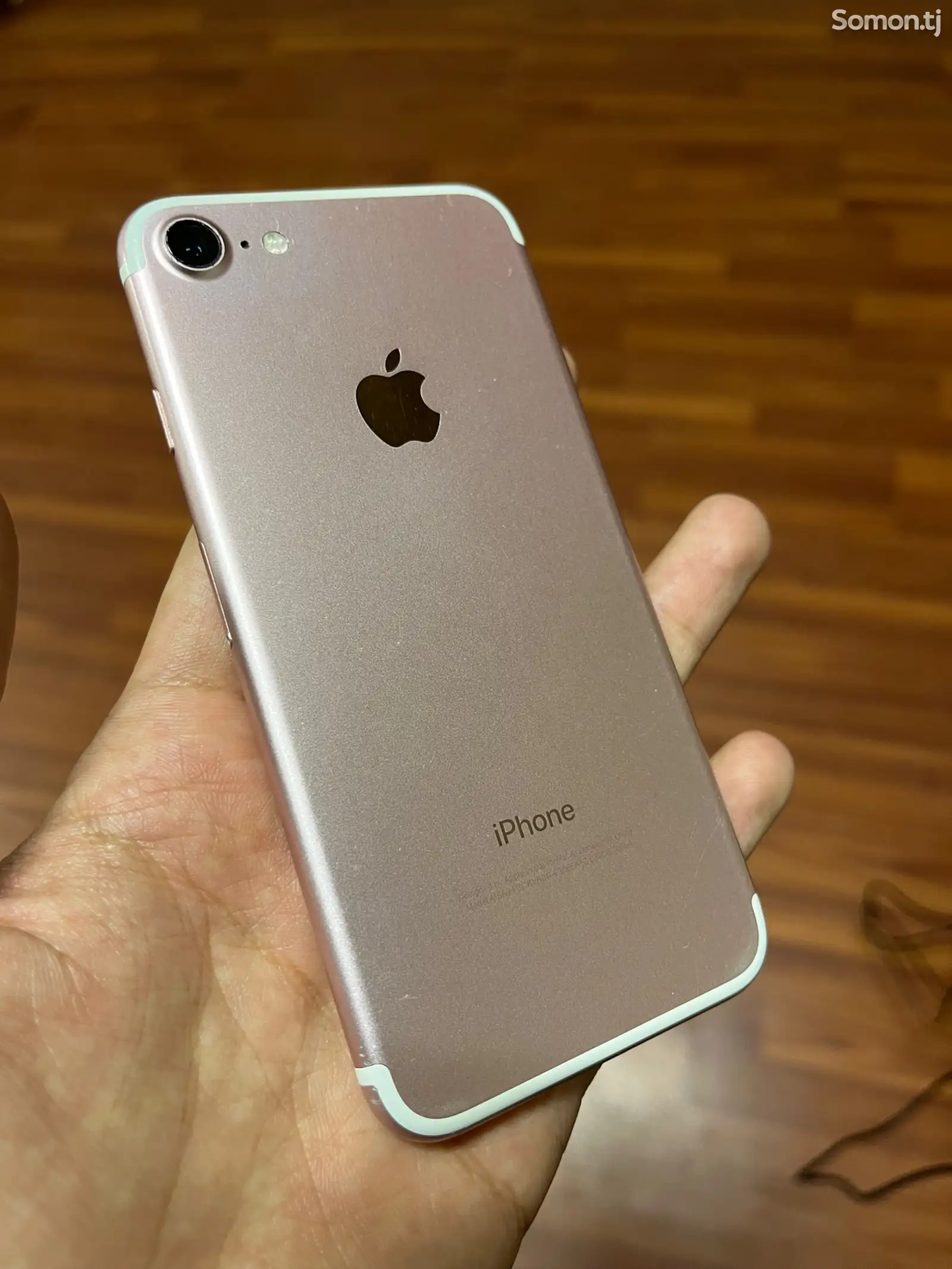 Apple iPhone 7, 32 gb-1