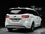 Kia Carnival, 2015-2