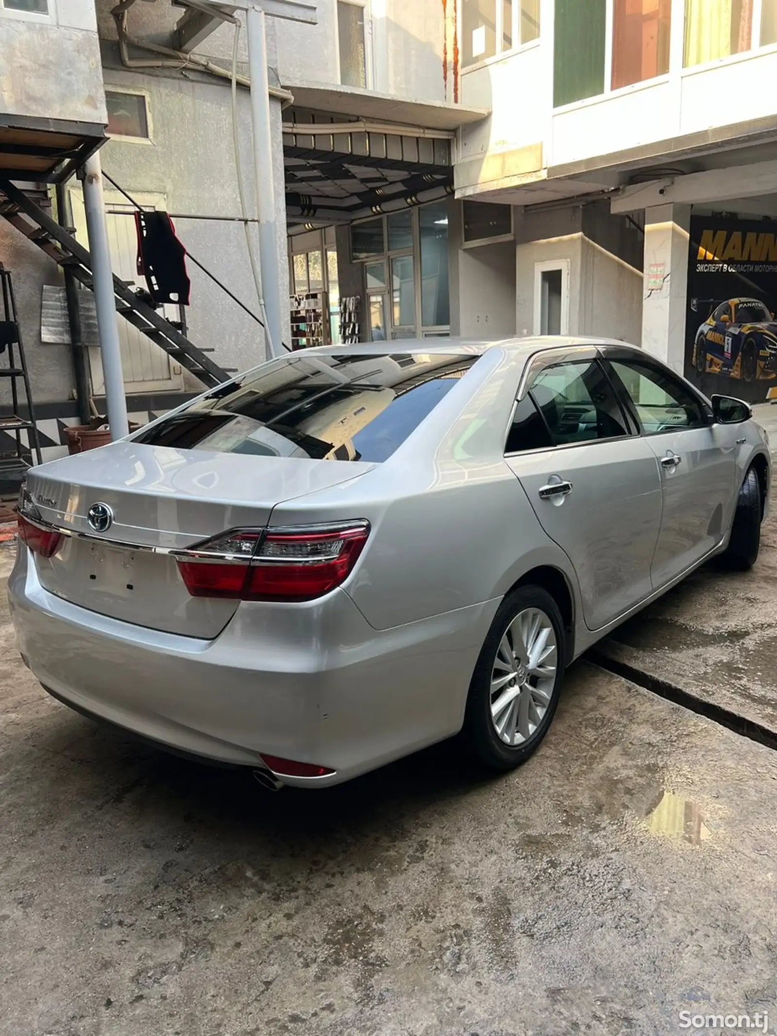 Toyota Camry, 2015-12