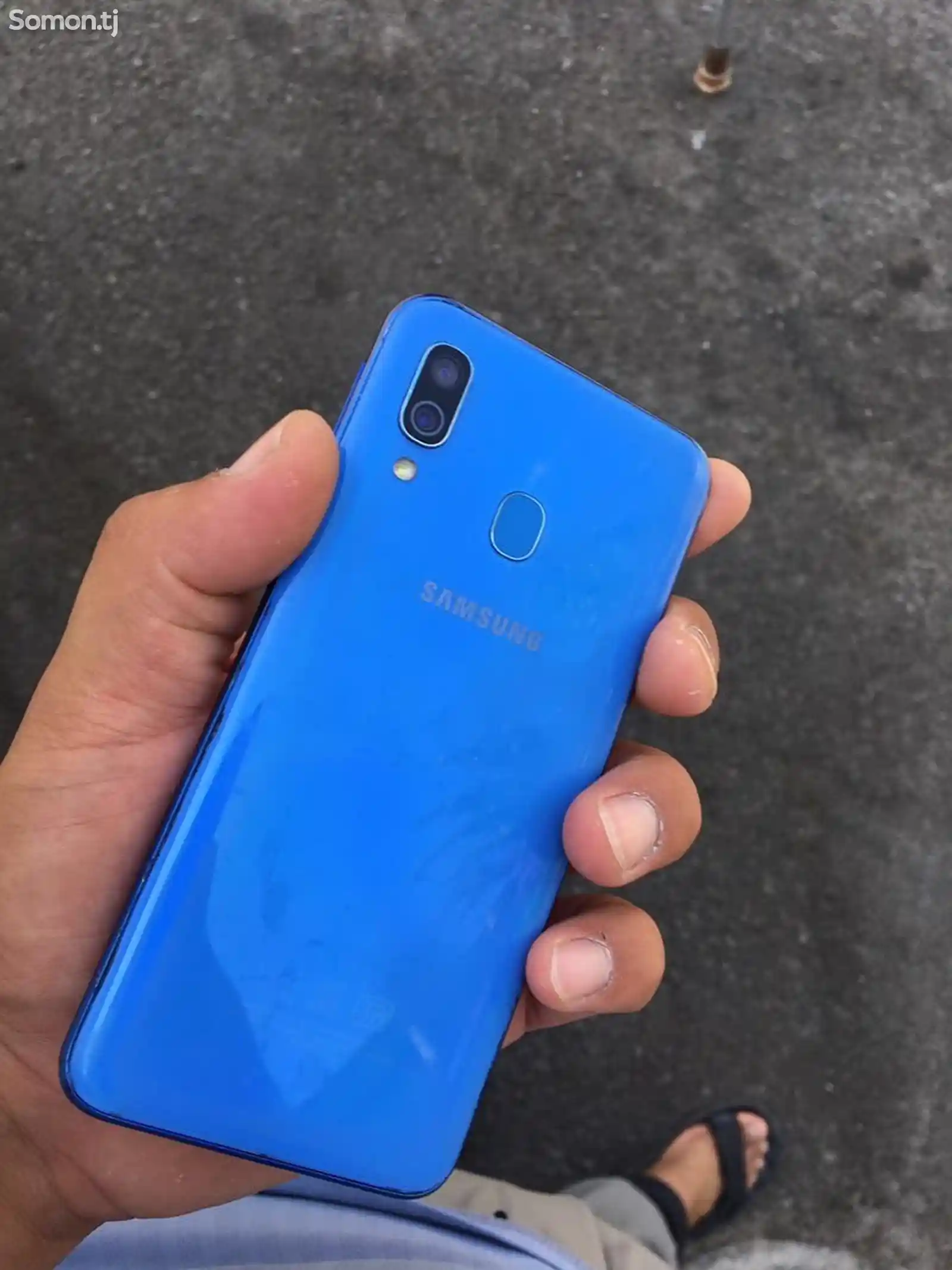 Samsung Galaxy A40-1