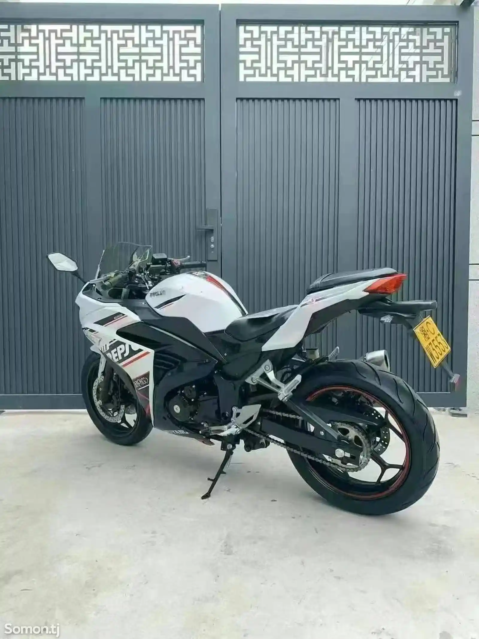 Мотоцикл Kawasaki Ninja V6 400rr на заказ-6