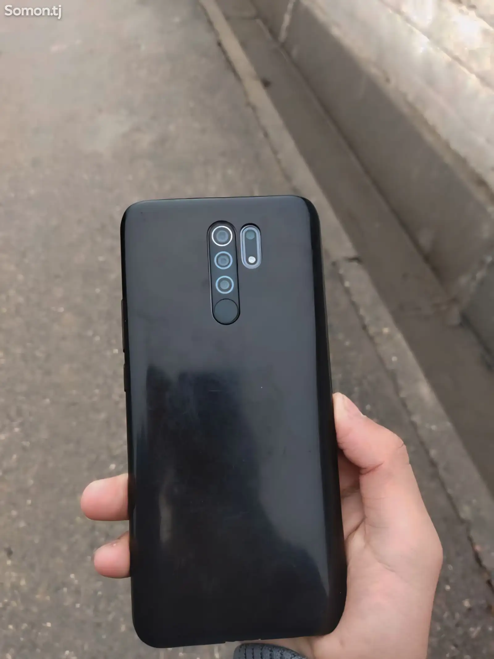 Телефон Xiaomi-1