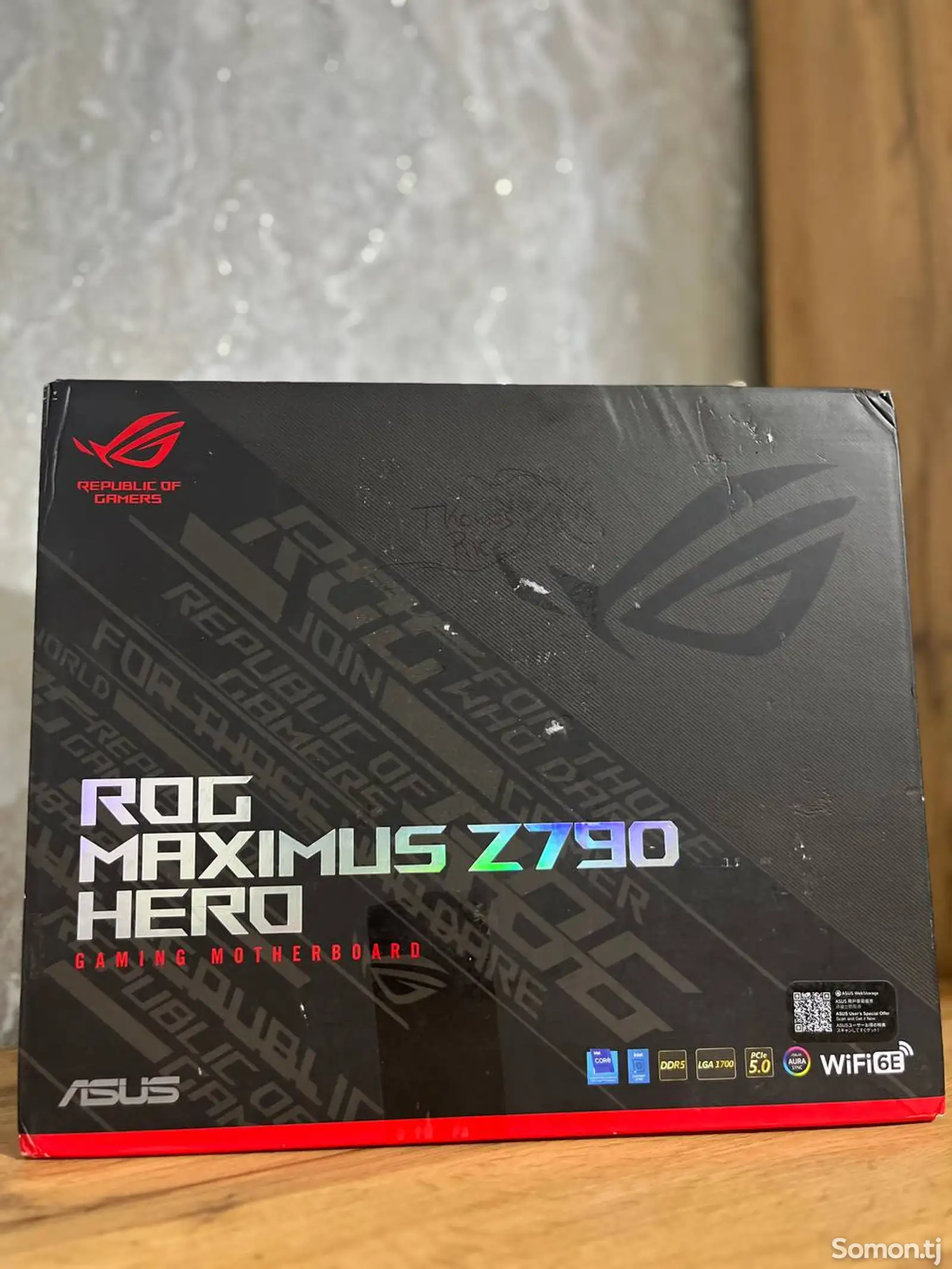 Материнская плата ROG Maximus Z790 Hero-2