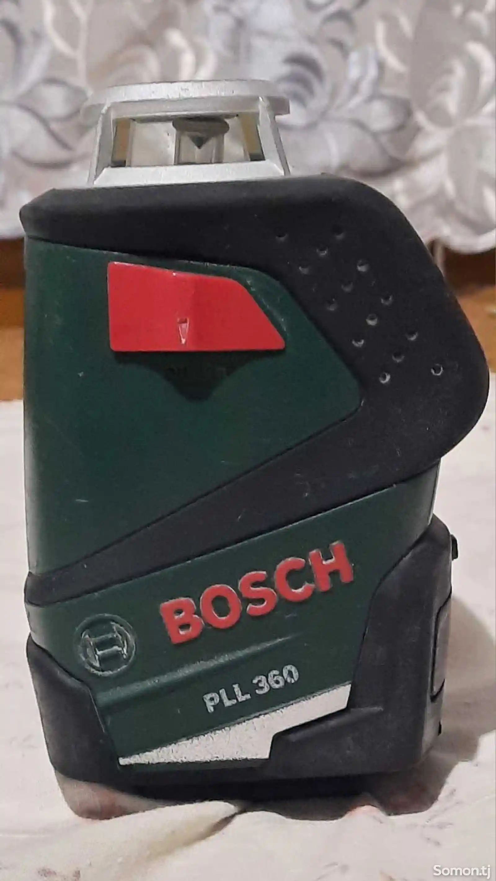 Лазерный уровень Bosch 360-4
