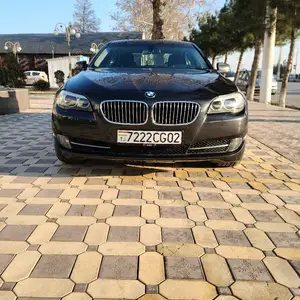 BMW 5 series, 2011