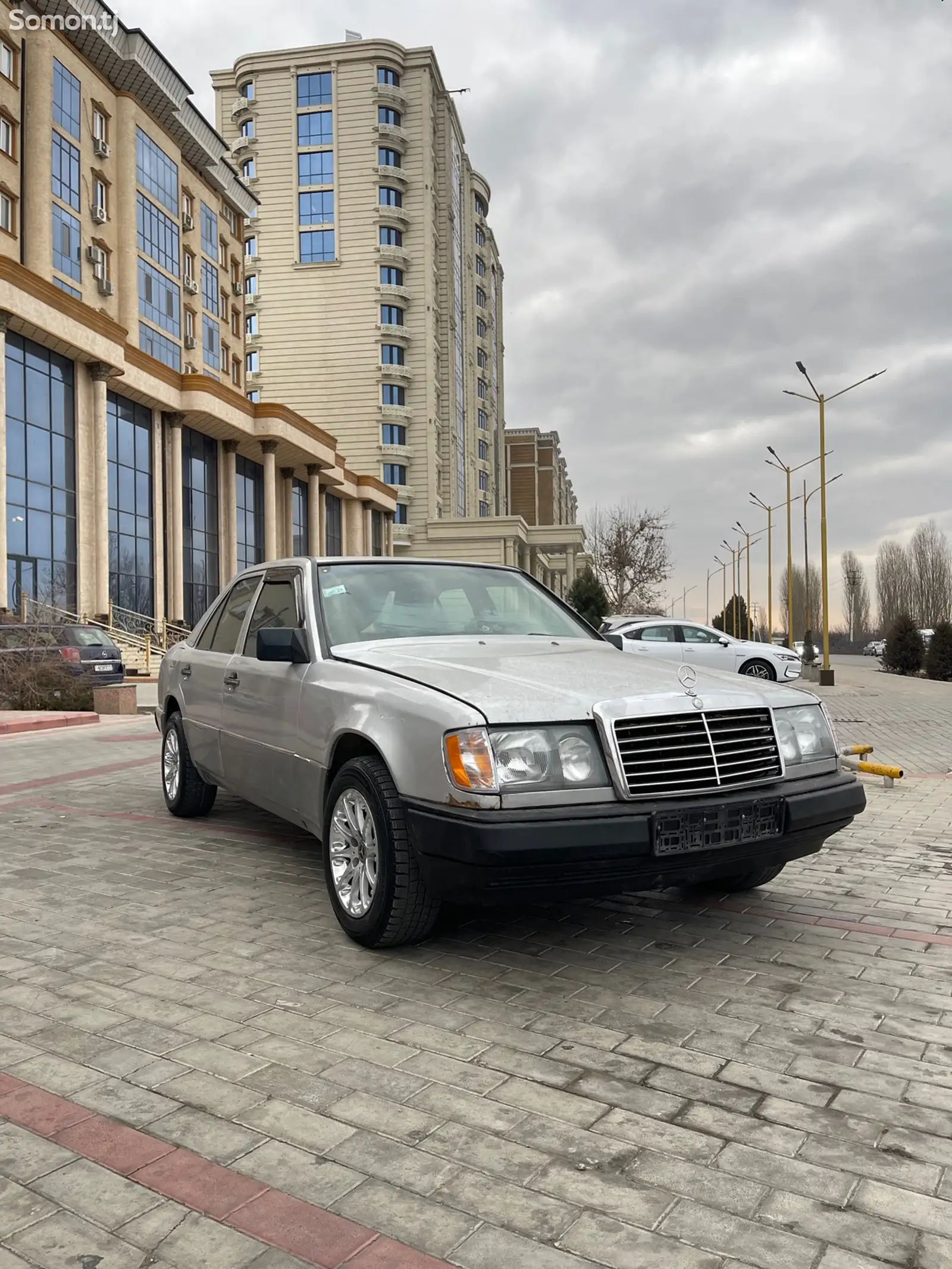 Mercedes-Benz W124, 1992-1