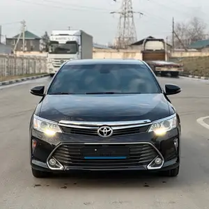 Toyota Camry, 2015