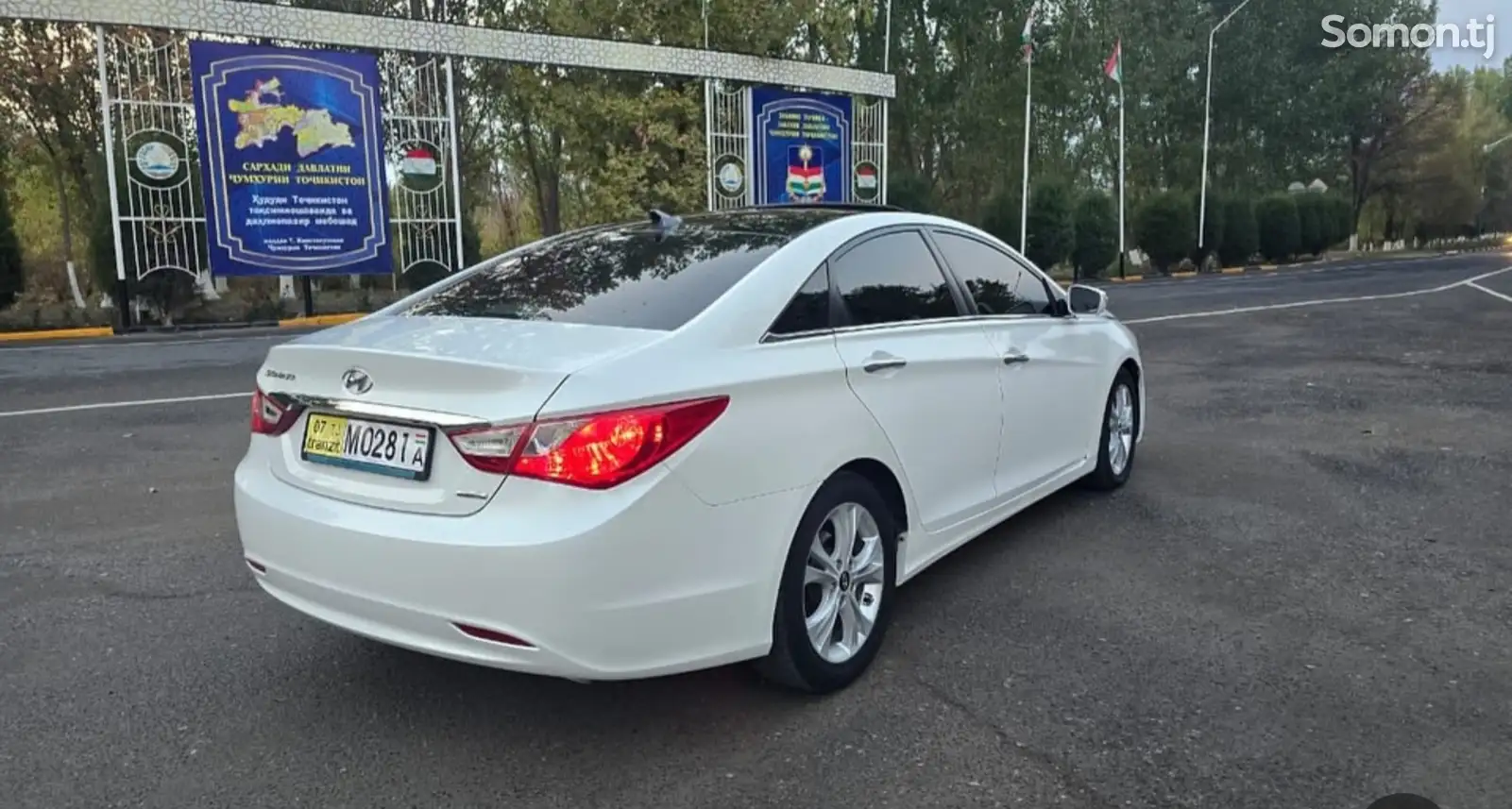 Hyundai Sonata, 2011-1