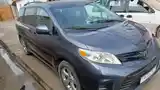 Toyota Sienna, 2014-5