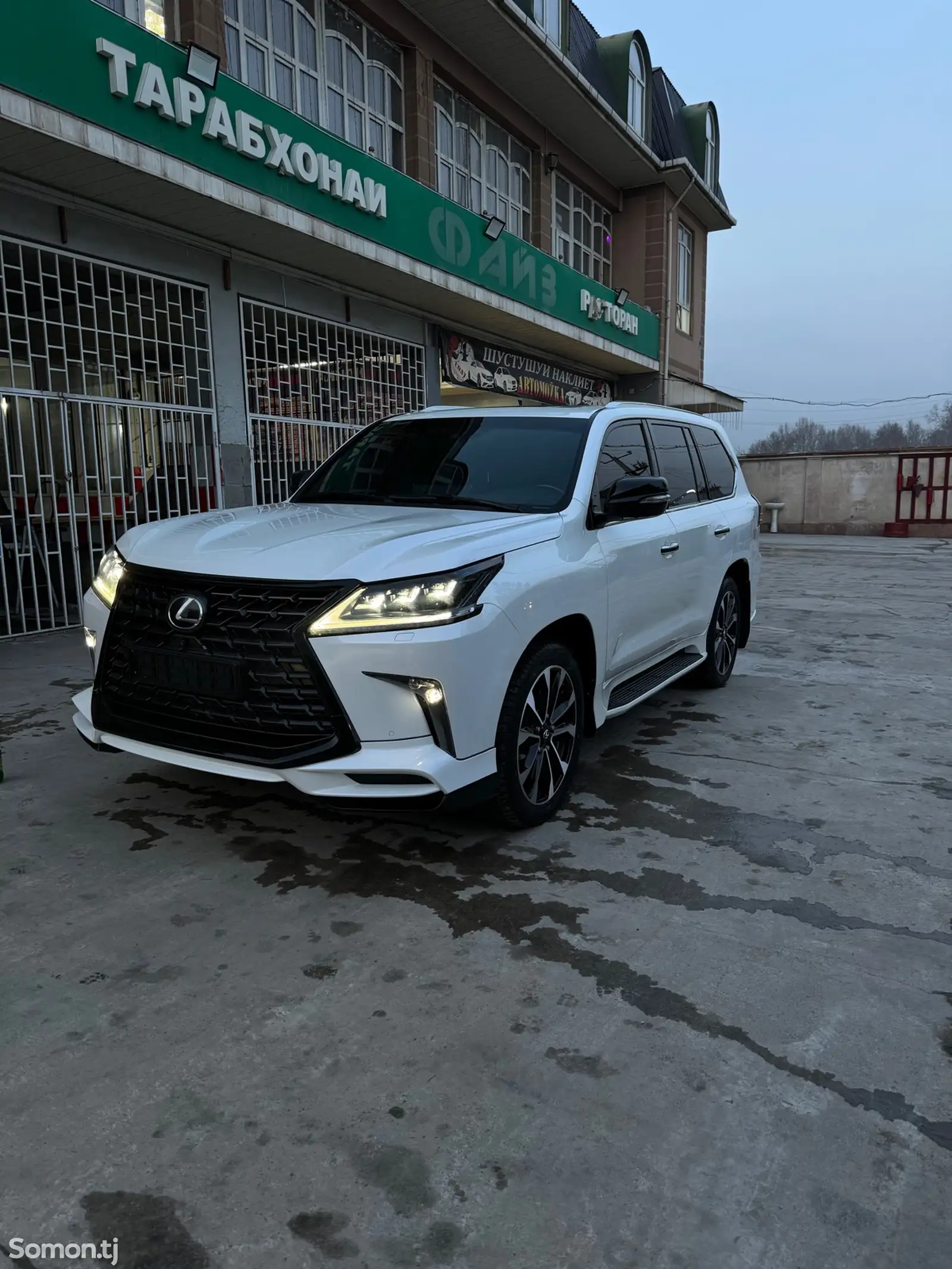 Lexus LX series, 2017-1