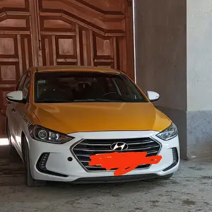 Hyundai Elantra, 2016