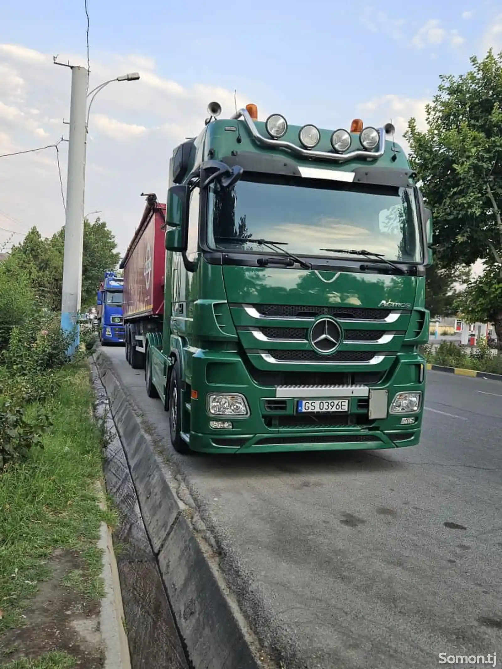 Самосвал Mercedes Benz 1848, 2010-3