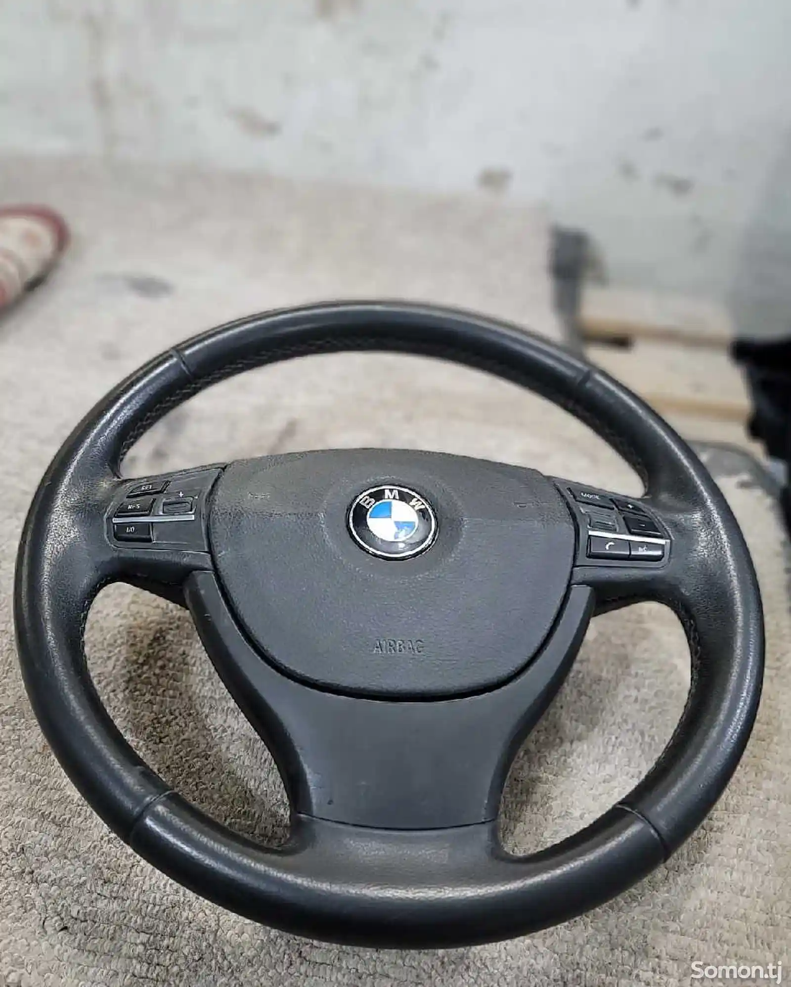 Руль от BMW F10-3