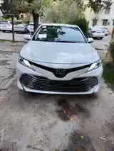 Toyota Camry, 2017-9