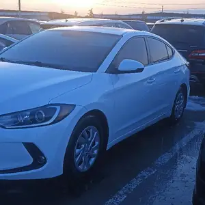 Hyundai Elantra, 2017