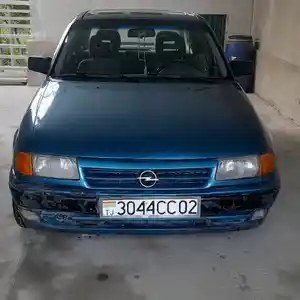 Opel Astra K, 1992