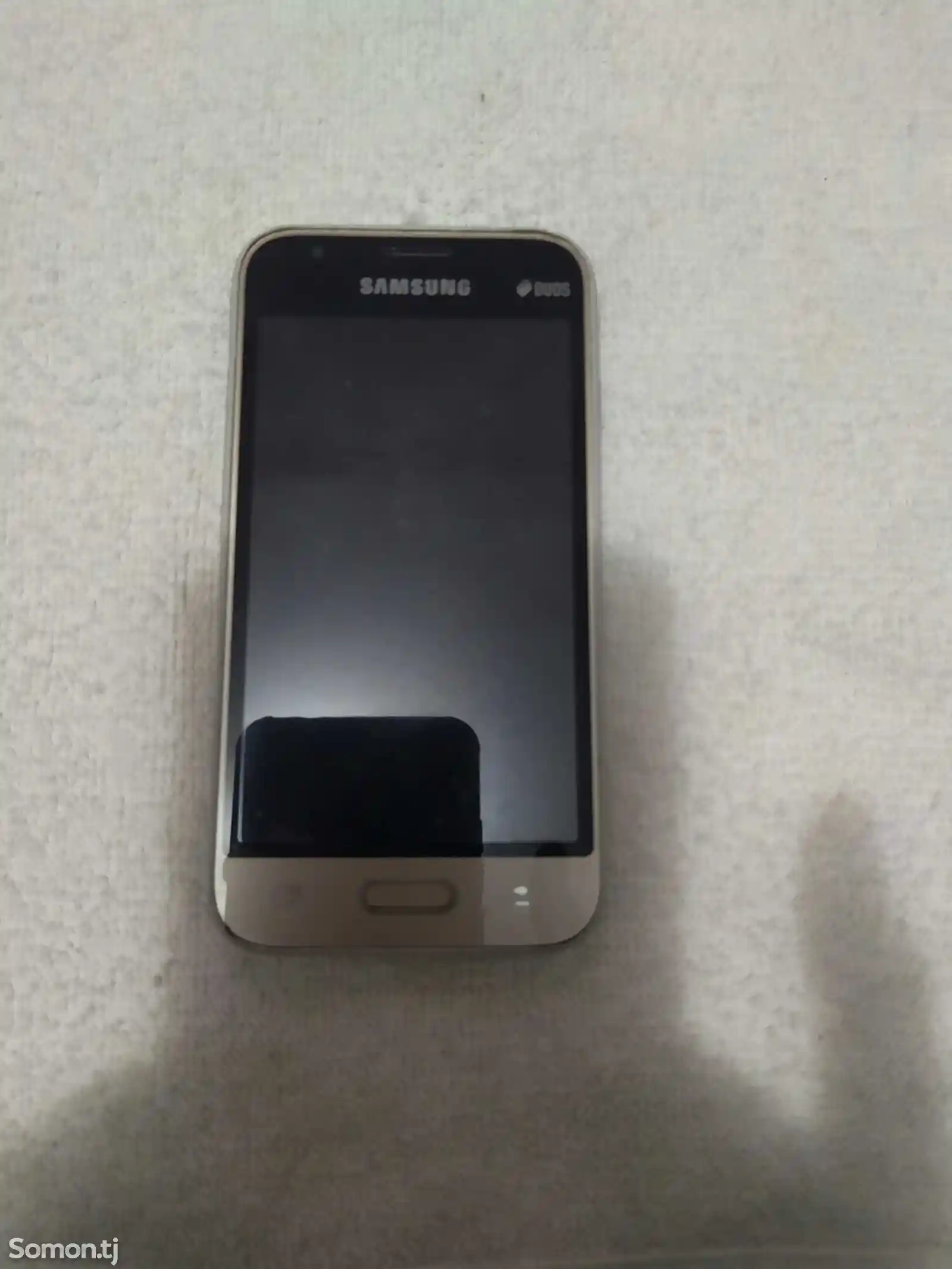 Samsung Galaxy J1 Mini Prime-4