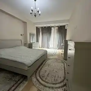 2-комн. квартира, 8 этаж, 86м², овир