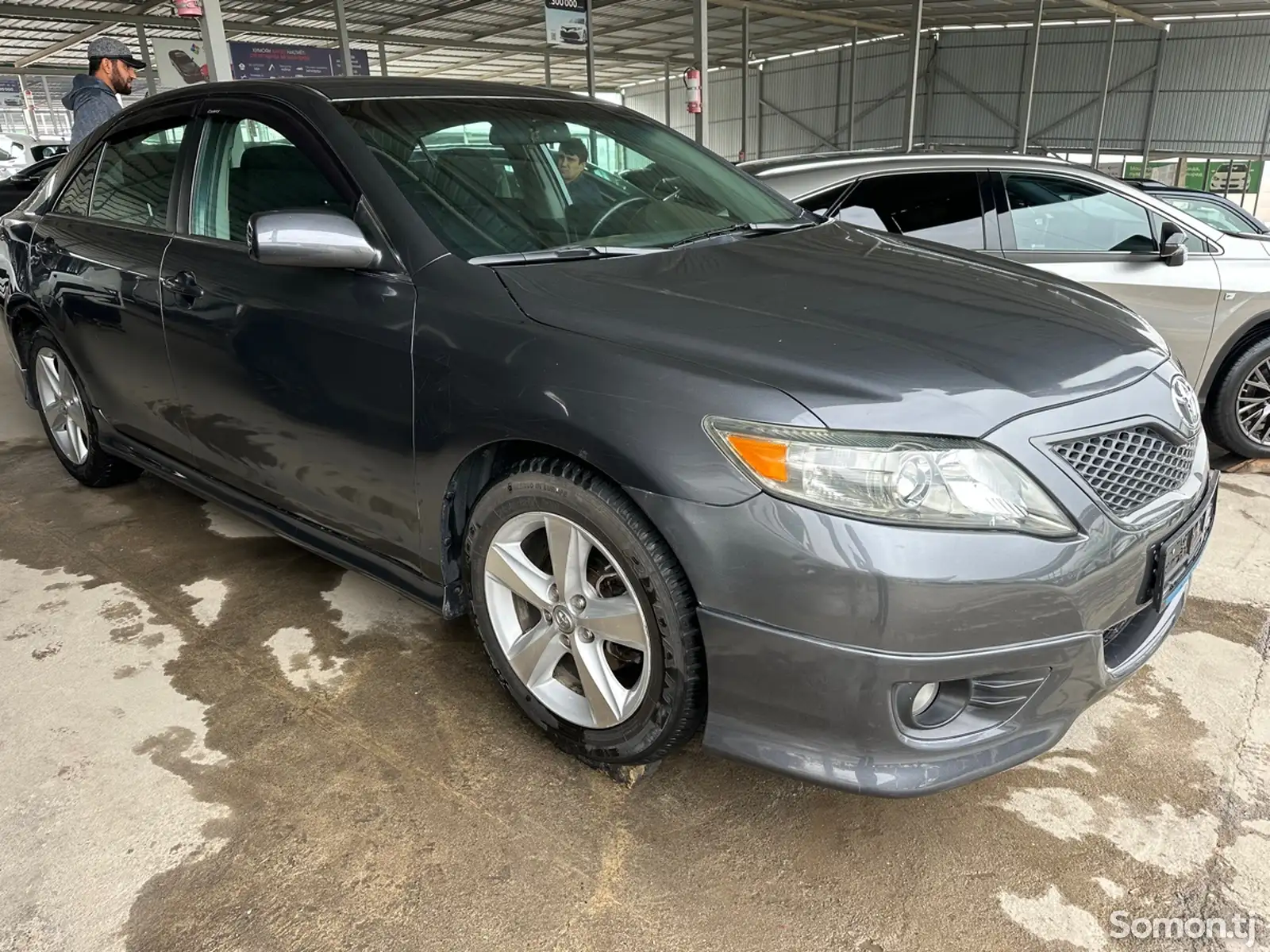 Toyota Camry, 2010-4