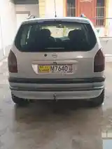 Opel Zafira, 1999-4