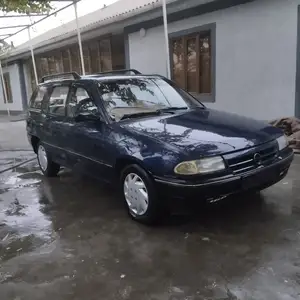 Opel Astra F, 1992