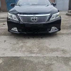 Toyota Camry, 2014