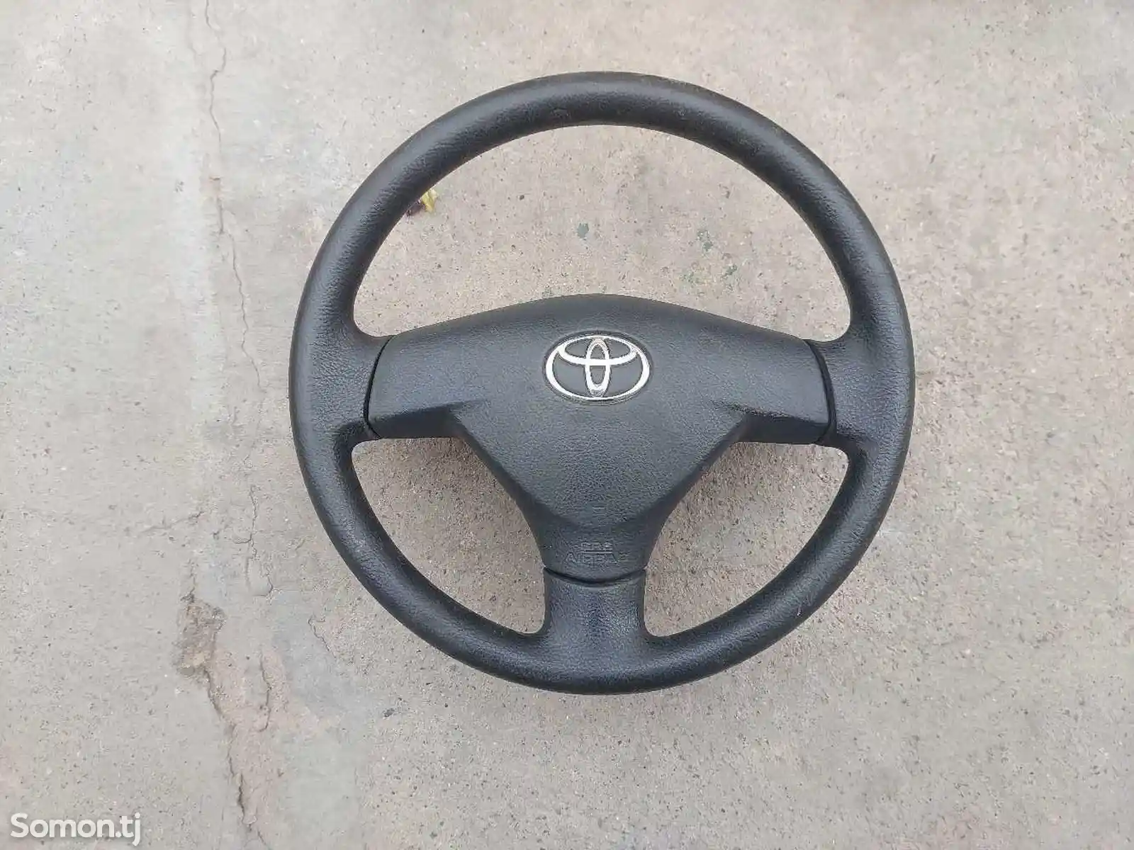 Руль от Toyota Corolla Verso