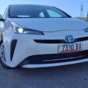 Toyota Prius, 2016