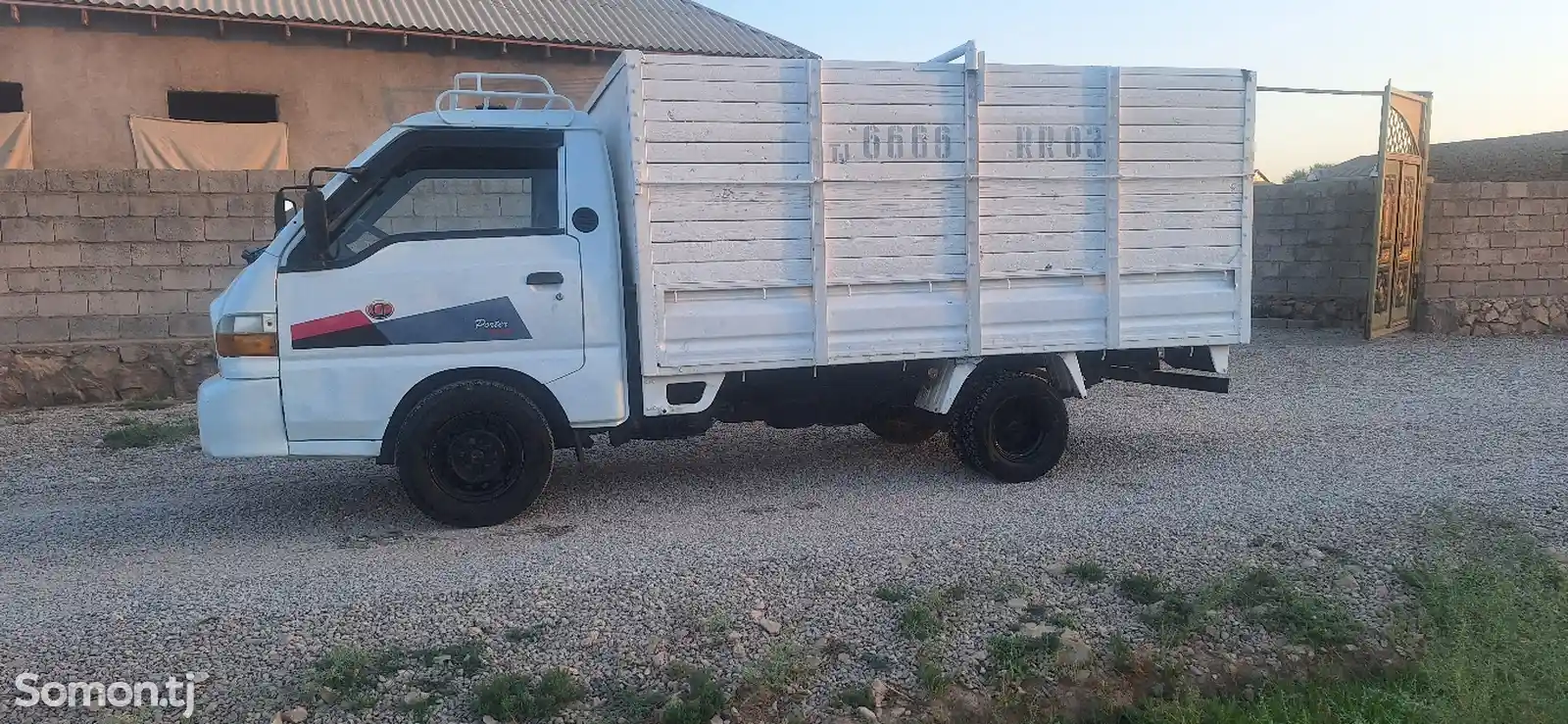 Бортовой автомобиль Hyundai Porter, 2001-3