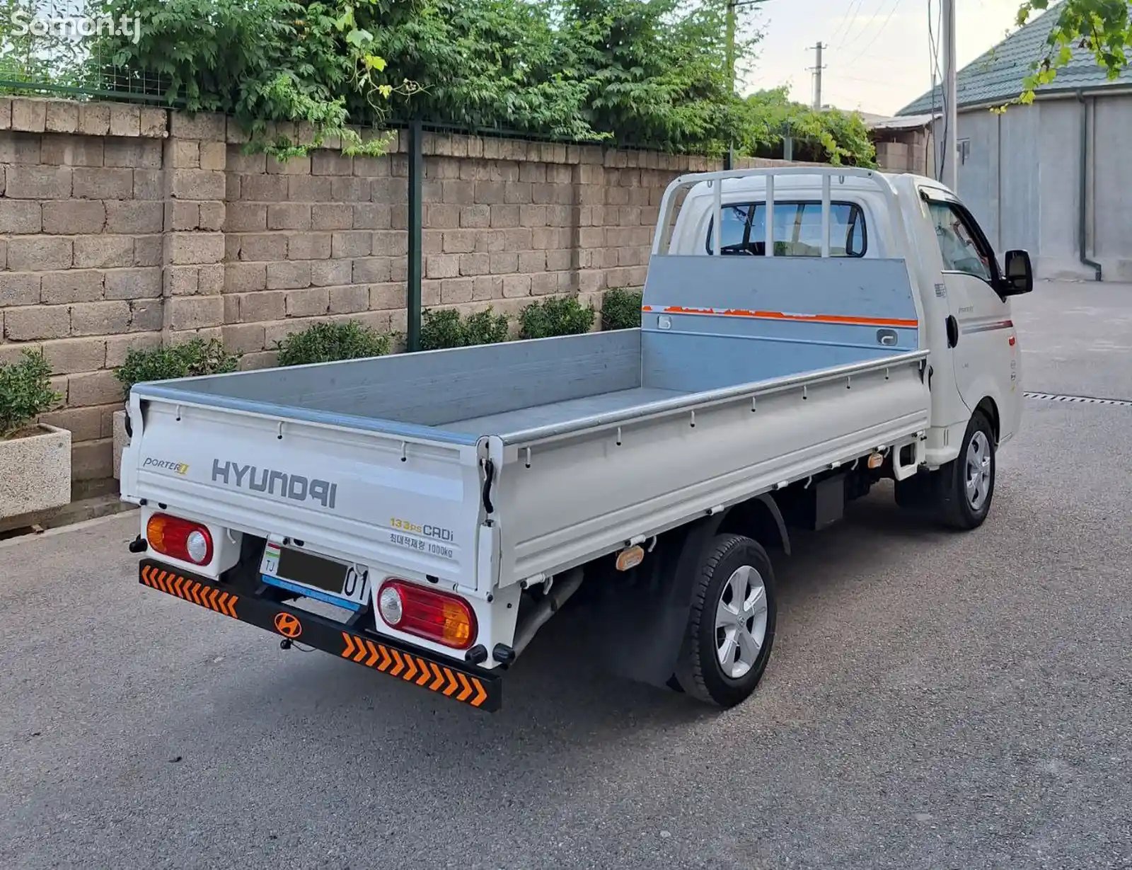 Бортовой автомобиль Hyundai Porter 2, 2016-3