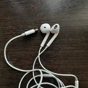 Наушники Apple Airpods