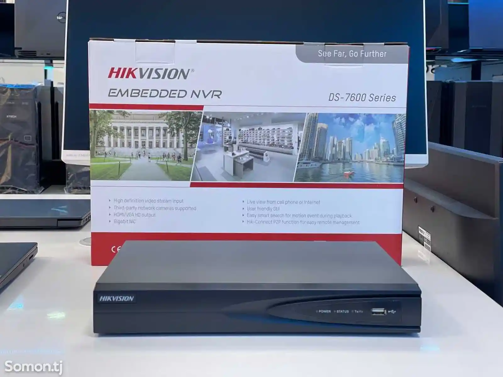 База видеорегистратор Hikvision 8 порт NVR DS-7608NI-K1-1