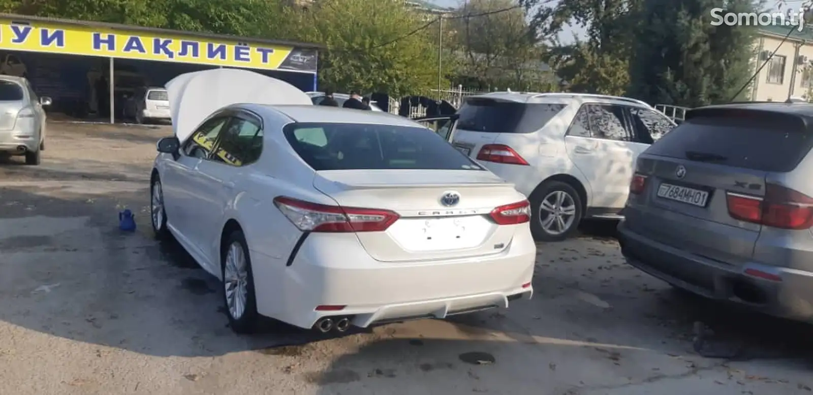 Toyota Camry, 2018-1