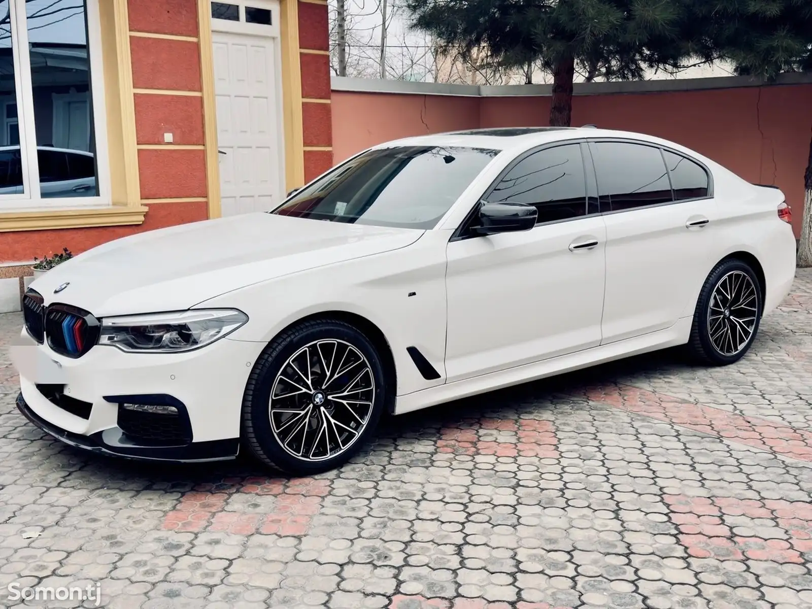 BMW 5 series, 2018-1