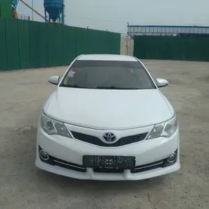 Toyota Camry, 2012