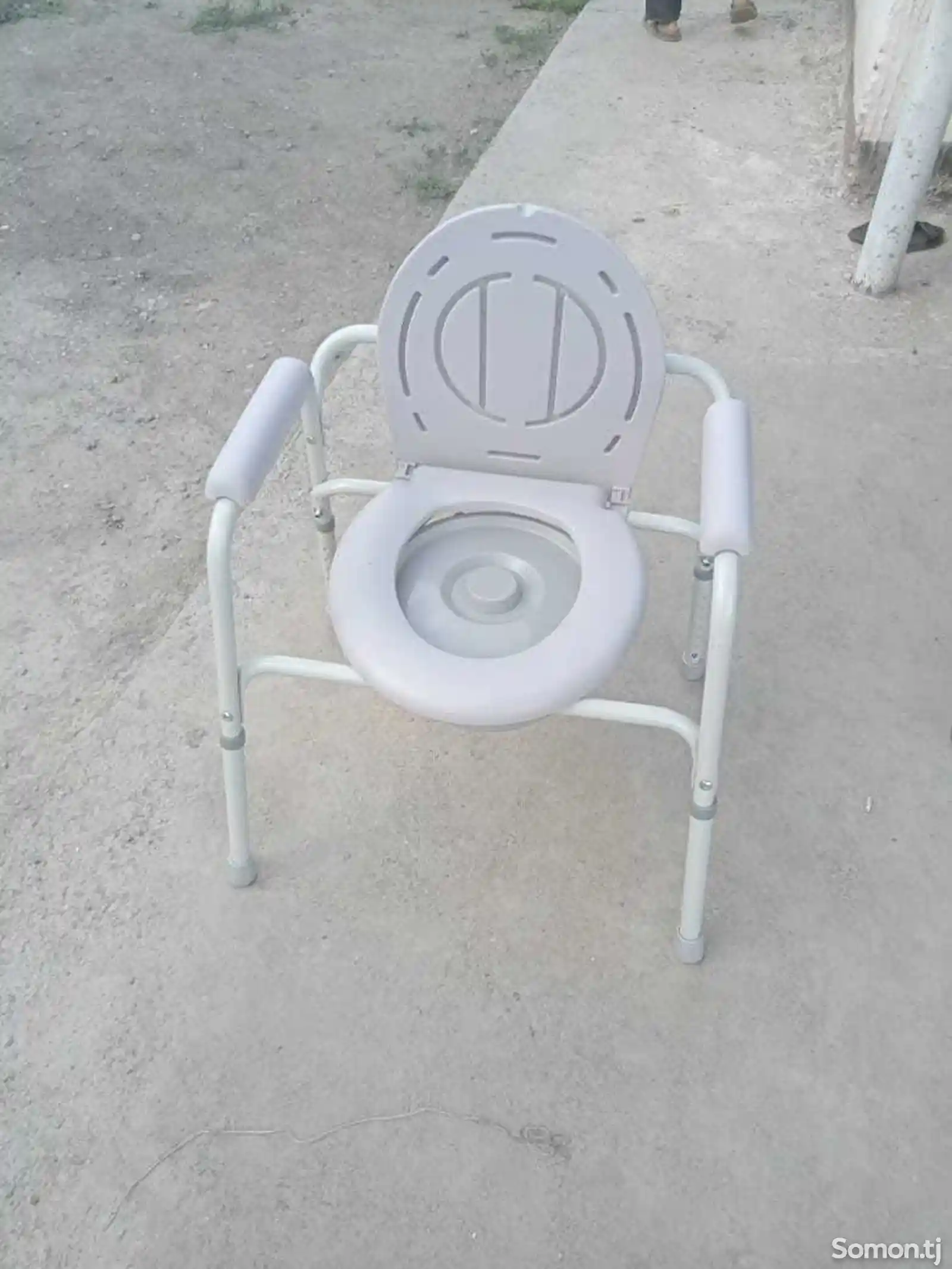 Санитарный стул-3