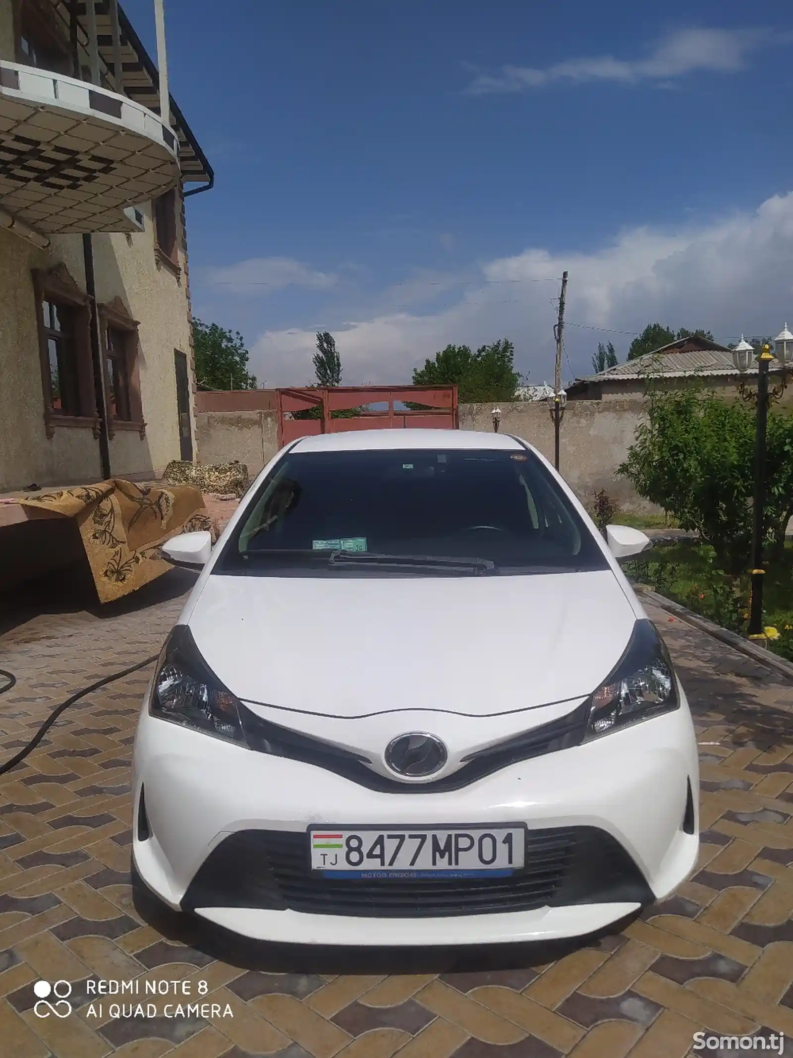 Toyota Vitz, 2015-4