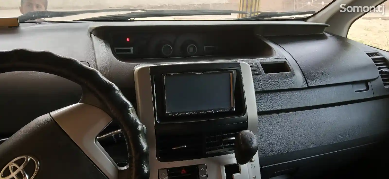 Toyota Voxy, 2008-7