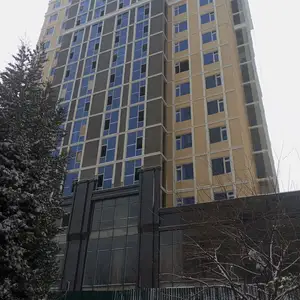 1-комн. квартира, 10 этаж, 67 м², Шохмансур