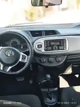 Toyota Vitz, 2015-3