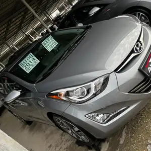 Hyundai Elantra, 2015