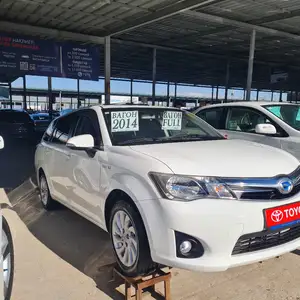 Toyota Fielder, 2014