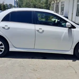 Toyota Corolla, 2010