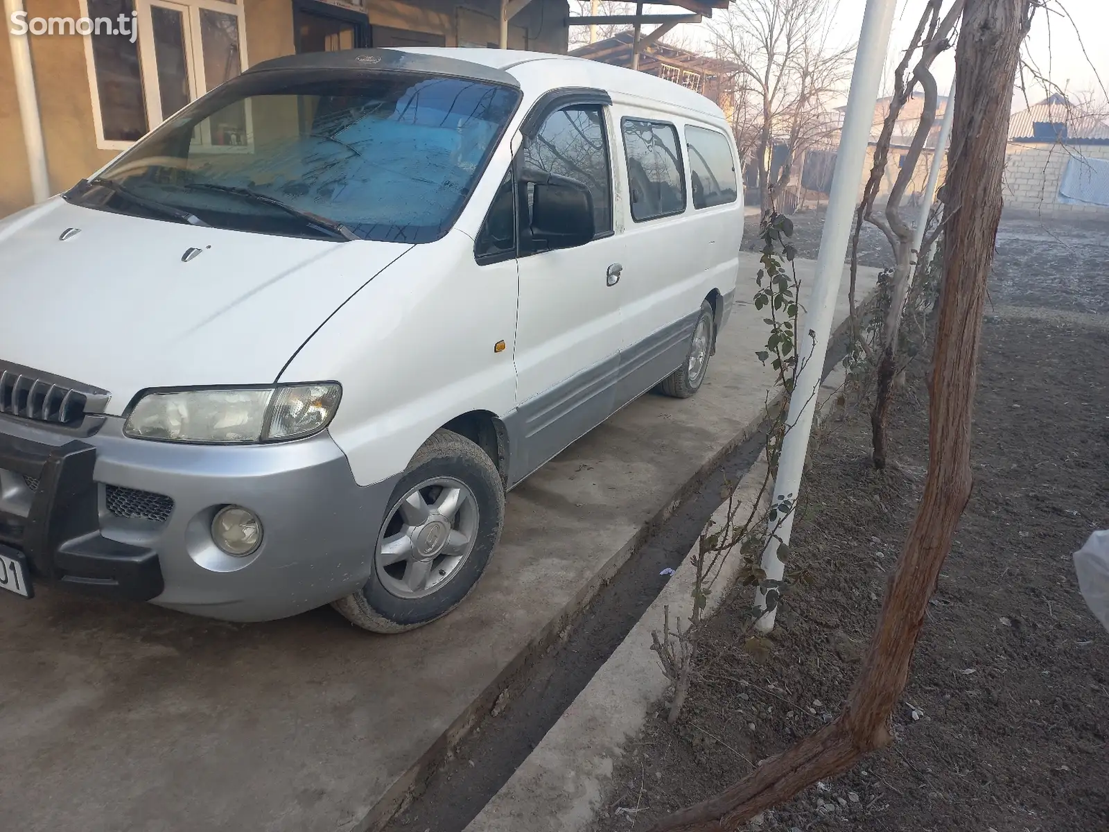 Микроавтобус Hyundai Starex, 2002-1