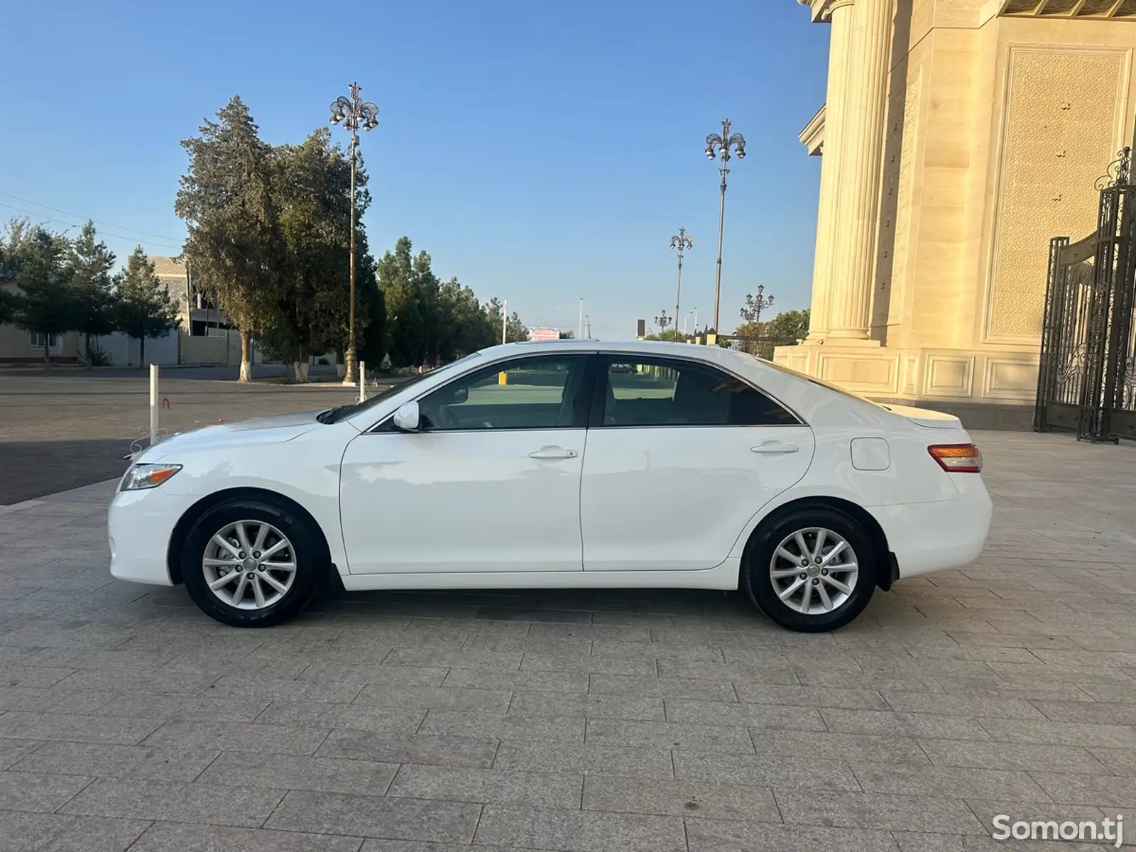 Toyota Camry, 2011-10