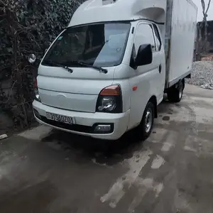 Бортовой грузовик Hyundai Porter 2, 2010